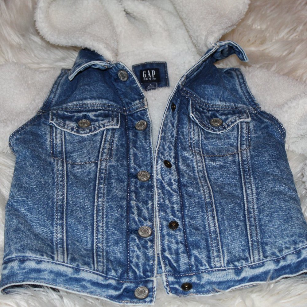 GAP JEAN JACKET FLUFFY COAT